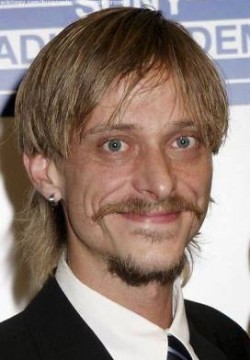 Макензи Крук