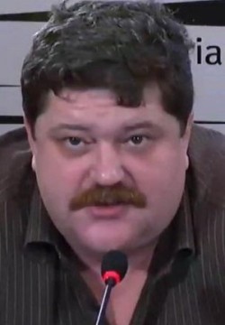 Максим Есаулов