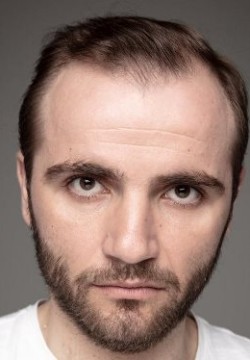 Максим Стоянов