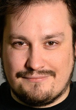 Максим Волков