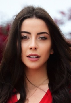 Мелис Тюзюнгюч