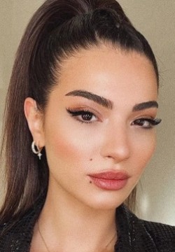 Мелиса Аслы Памук