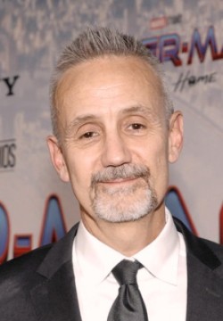 Митчелл Белл