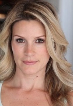 Моника Кэйси