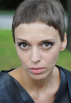 Нелли Уварова