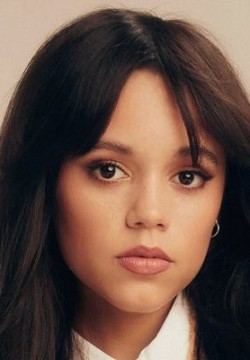 Дженна Ортега