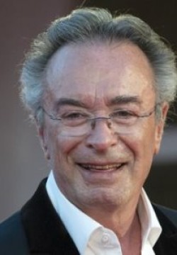 Оскар Мартинес