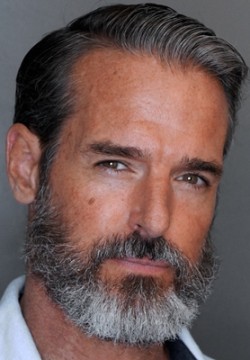 Джеффри Пирс