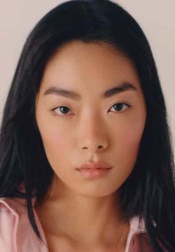 Рина Саваяма