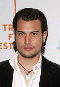 Роберто Урбина