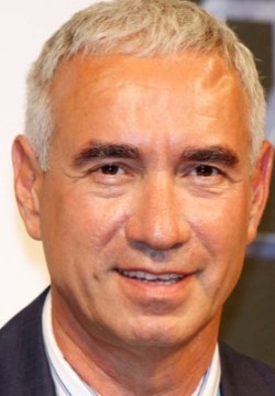 Роланд Эммерих