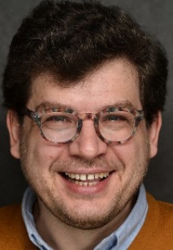 Роман Плопер