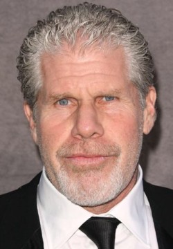 Рон Перлман