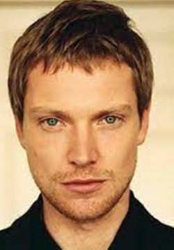 Саймон Вудс