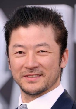 Таданобу Асано