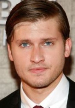 Том Уэстон-Джонс