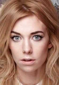 Ванесса Кирби