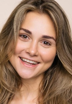 Вероника Лысакова