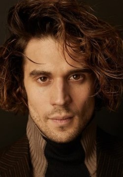 Владислав Ценёв