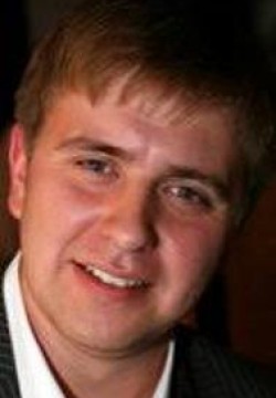 Владислав Николаев