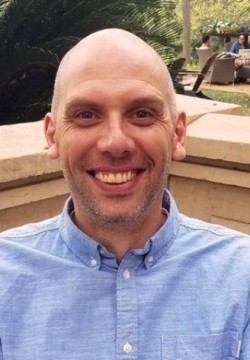 Йон Экстранд