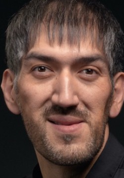 Гарик Айвазов