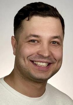 Остап Богомолов