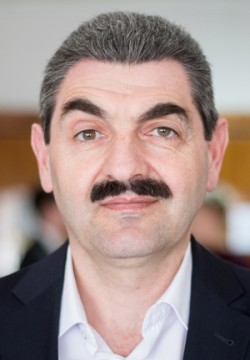 Армен Бежанян