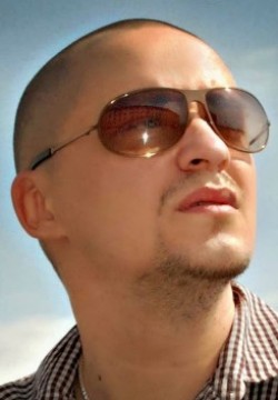 Михаил Колпахчиев