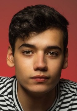 Алехандро Акара