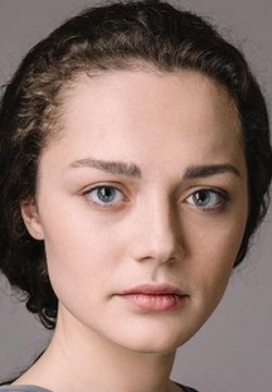 Ангелина Поплавская