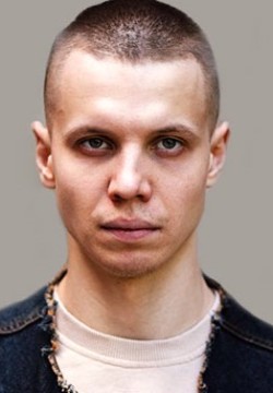 Антон Артемьев