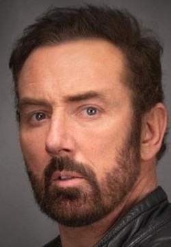 Брайан Ларкин