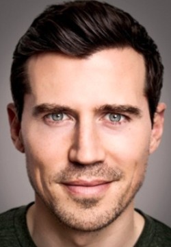 Джош Бердетт