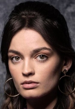 Эмма Маккей