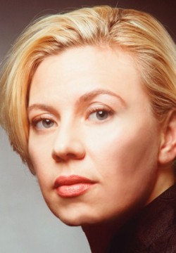 Катрин Мартин