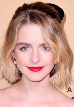 Маккенна Грейс