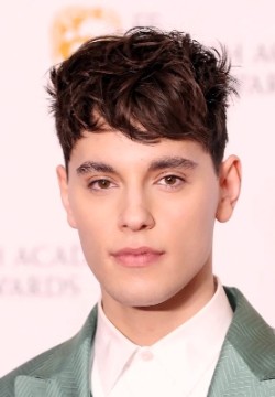 Макс Харвуд