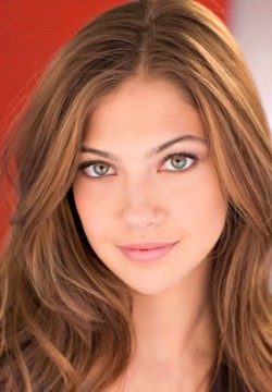 Миа Серафино