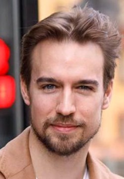 Пётр Романов