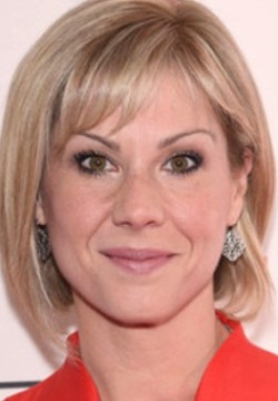 Стефани Курцуба