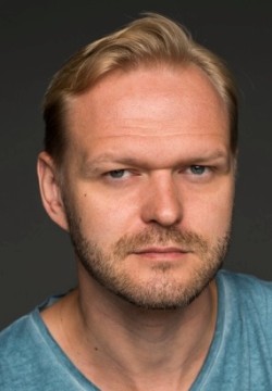 Виктор Потапешкин