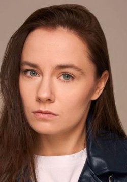 Яна Науменко