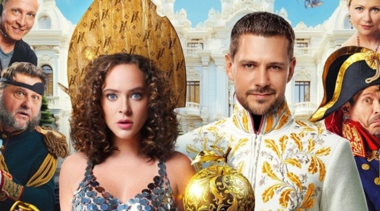 Касса: 4 млрд. рублей за 2 фильма.