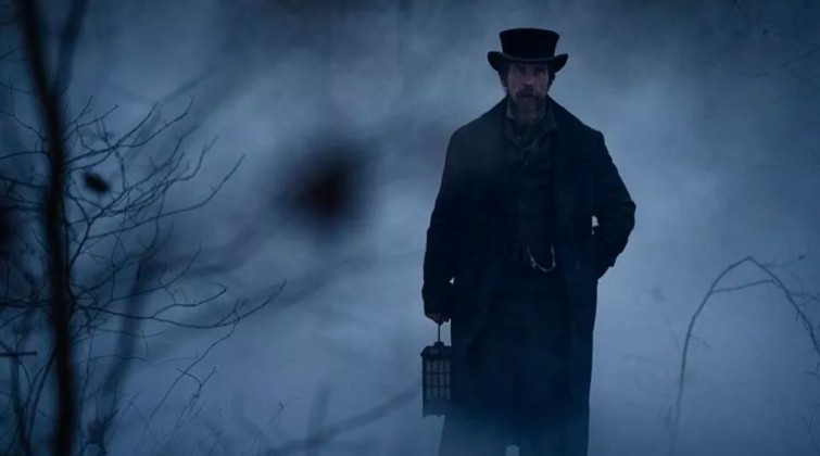 «Всевидящее око» с Кристианом Бейлом, новый трейлер от NETFLIX